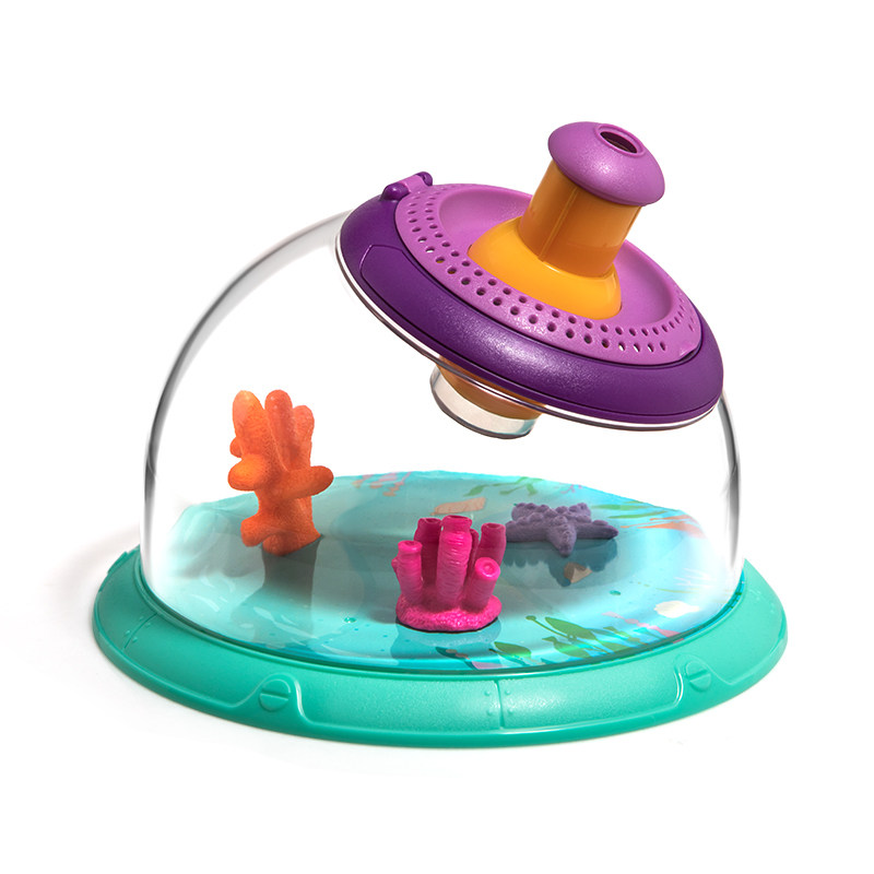 View of Small Fish Tank for Children | Creative Mini Desktop Goldfish Tank ...