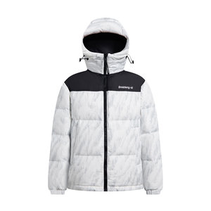 
Bosideng's popular winter down jacket, same style for men and women, short hooded, fashionable red jacket for the year of birth