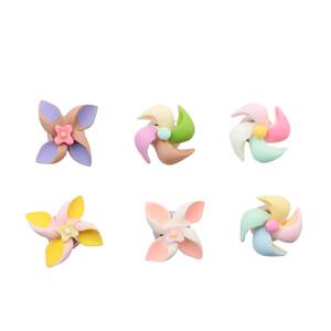 Car interior jewelry, car load small wind car rotating gyroscopy creative decorative supplies center console female cute Internet celebrity
