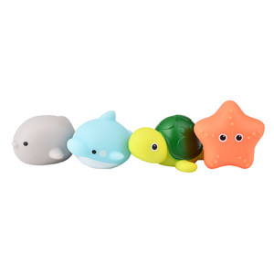 
Children's bathing fish toys will shine. Babies can bite boys and girls playing in the water and ocean toys
