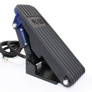 Electric vehicle accessories Electric tricycles Footer -speed throttle Four wheels tourist foot stepping stepping tunnel pedal controller