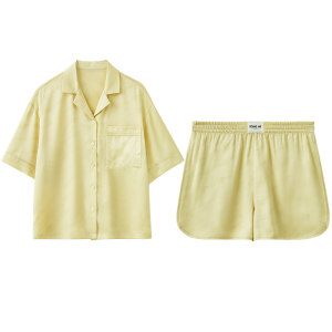 
Red bean couple pajamas ice silk summer cool shorts shorts home clothes can be worn outside for men and women's home clothes set