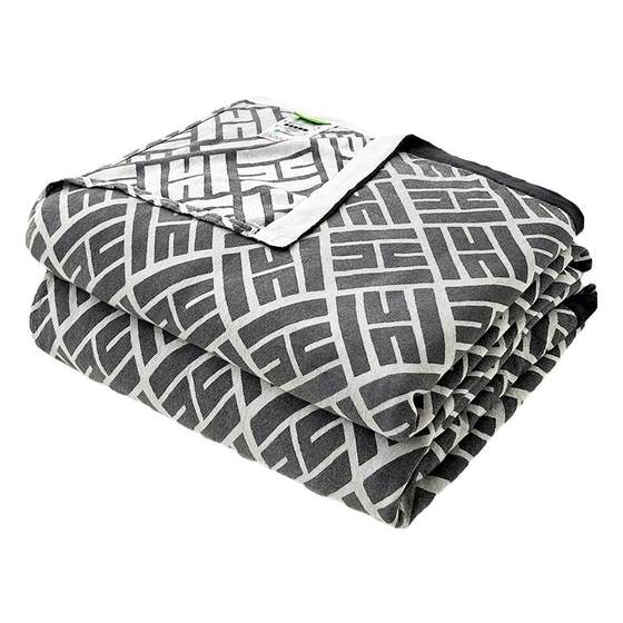 
Ruyi Class A bamboo fiber cool summer quilt machine washable thin sofa nap cover gauze towel quilt quilt