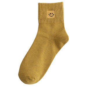 
5 pairs of autumn and winter socks for women, pure cotton mid-calf socks, Japanese retro embroidered cotton socks, ins trendy and look good with small leather shoes
