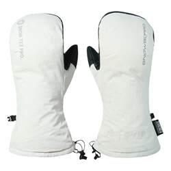 Johnsnow snowboarding handbags are waterproof and warm