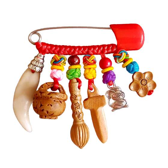 [Free name engraving] Year of the Horse newborn baby pendant portable baby peach black dog tooth peach wood pregnant woman pin