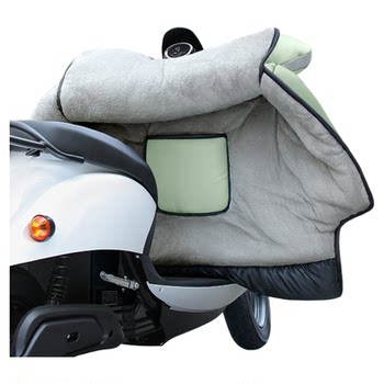 Winter electric vehicle plus velvet thickened warmth and windshield quilt
