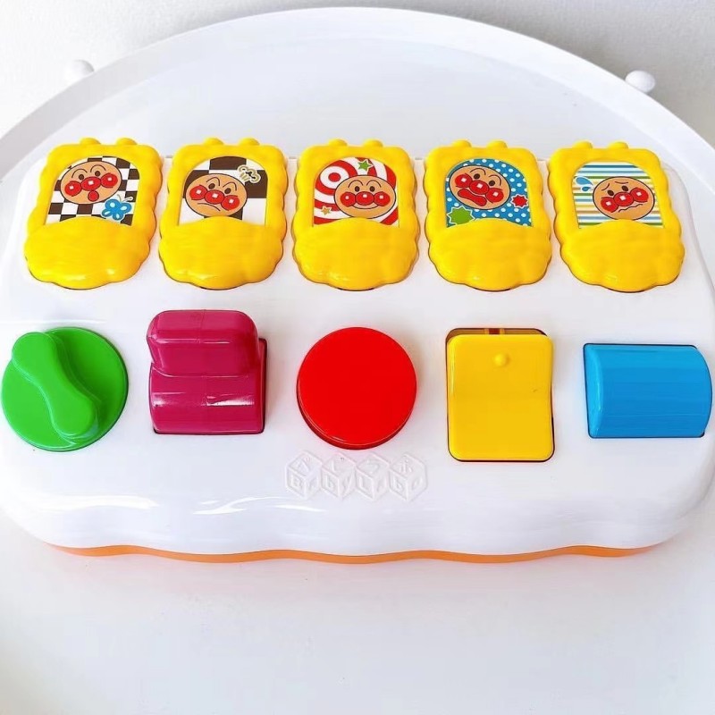 日本面包超人宝宝手指锻炼智力开发开关盒孩子婴儿益智按钮箱玩具