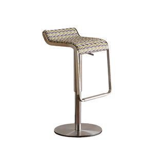 
Medieval style wave bar chair can be lifted and rotated restaurant high stool home designer creative island chair