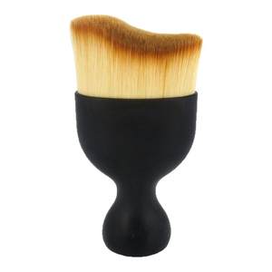 Car interior sweeping dust artifact soft brush car wash tool car dust removal vehicle out of the air outlet cleaning brush
