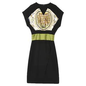 
Outlets counter genuine GW summer wear 2025 new fashionable pattern mid-length skirt with belt dress