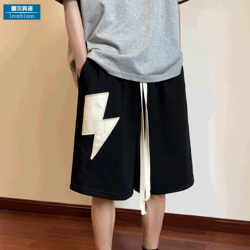 Спортивные летние шорты, дизайнерские черные штаны, в американском стиле, тренд сезона, свободный крой