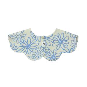 
South Korea benzdeer new infant eco silk petal shape bib male and female baby saliva towel accessories