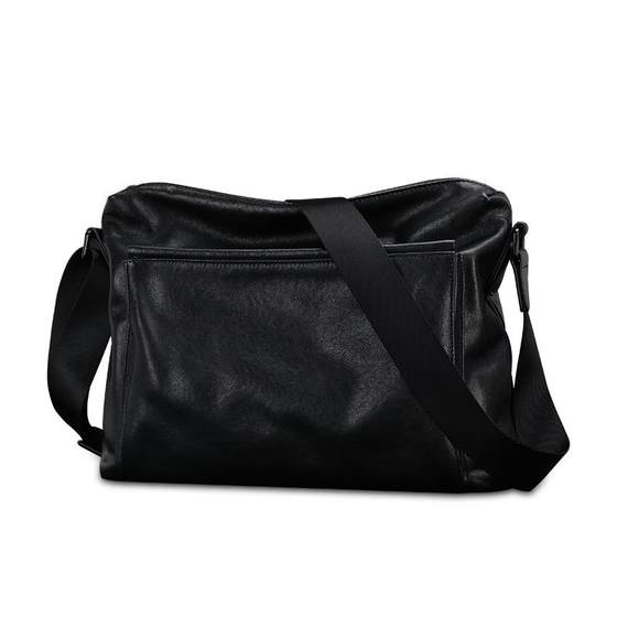 Ginseng bag backpack messenger bag men's bag large -capacity shoulder bag commute cross -casual shiplash bag leather bag