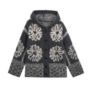 
FF BLUE Nordic Fair Island autumn and winter retro-feel wool horn button hooded sweater hooded sweater for women