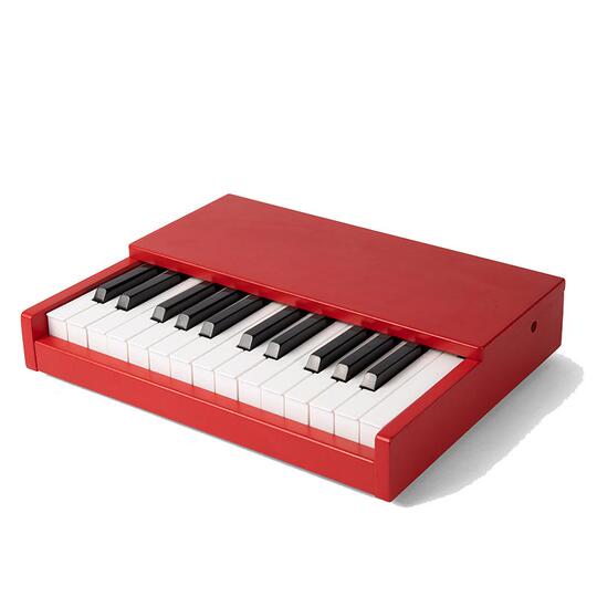 Qisqa qora sochli porno aktrisa