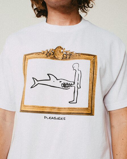 Pleasures Bite Tee 插画相框印花情侣短袖中性风T恤男女