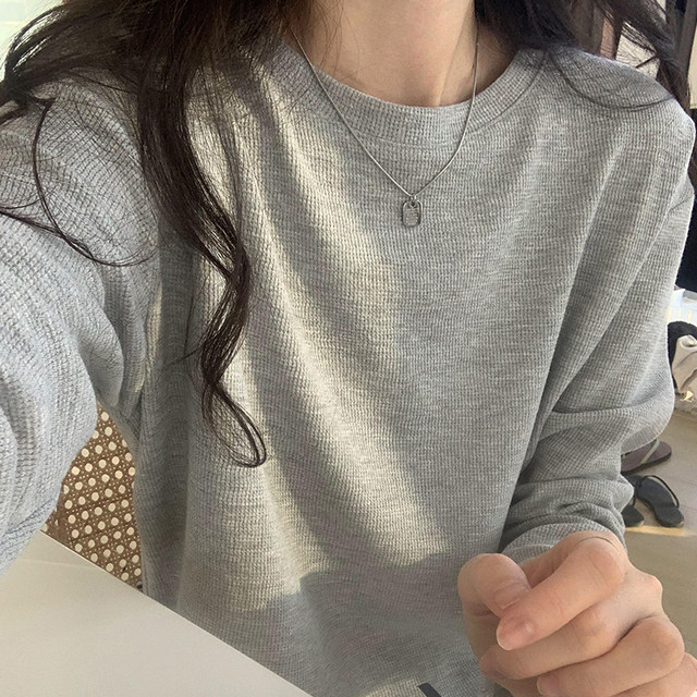 Gray Spring Fashion Hollow Out Backless Long Sleeve Round Neck Women's T-shirt main image 0