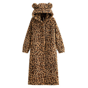 Yuenei Nightgown Women's Nightgown Autumn and Winter Coral Velvet Thickened Flannel Warm Large Size Long Leopard Print Nightgown