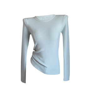 
Gray round neck bottoming shirt for women with 2026 early spring new black velvet sweater slim knitted white top
