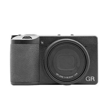 Ricoh GRIIIGR3X card camera rental