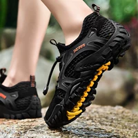 Летние нескользящие дышащие быстросохнущие босоножки для мальчиков подходит для пеших прогулок, семейный стиль