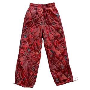 
Down pants for women wearing 2024 new style drawstring trousers with straight legs and tied legs for women wearing white duck down nine-point pants for winter