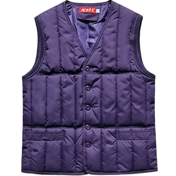 
Specially obese elderly people wear sleeveless cotton vests to gain weight