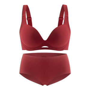 Red in underwear female big breasts, small chest, small upper drooping and integer, no traceless steel ring, bras set