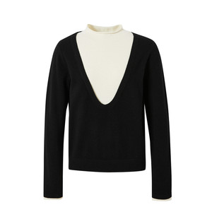 
indicia marks the same spring simple black and white contrast fake two-piece knitted sweater in the mall 6A401MS041N