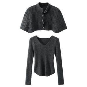 
Ximeng 2025 new winter Korean design small unique and beautiful dark gray shawl sweater two-piece set for women