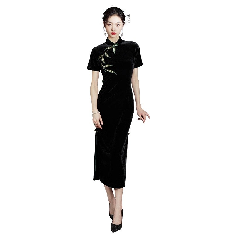 黑色新中式丝绒国风改良刺绣旗袍女2025新款高端复古春秋日常