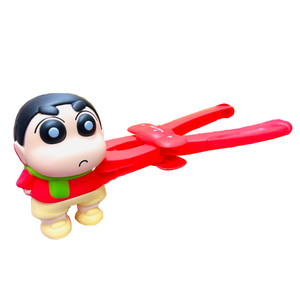 
Genuine Crayon Shin-chan snowball clip, snow artifact, snowman mold, snowball fight, snow equipment, children's toys