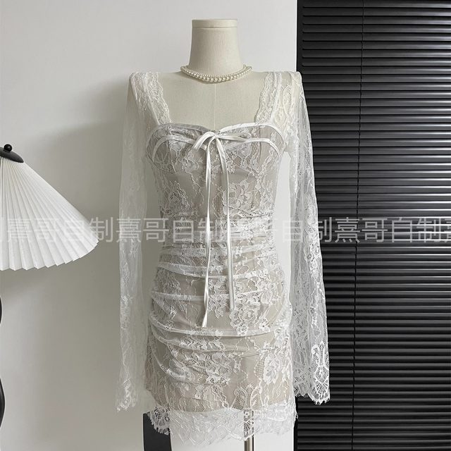 popular new  retro court style printed dress for women's high-end feeling loose waist horn sleeve dress skirt