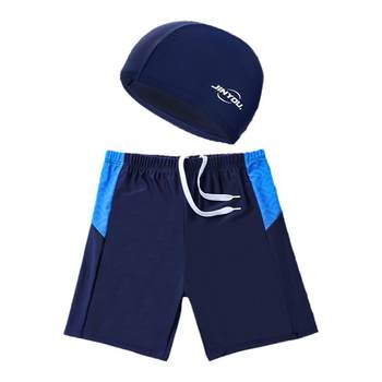 The new boys pants are big boy fat boys five -point swimming trunks, swimming hats, increase the code fast dry swimming trunks, flat corner swimming trunks
