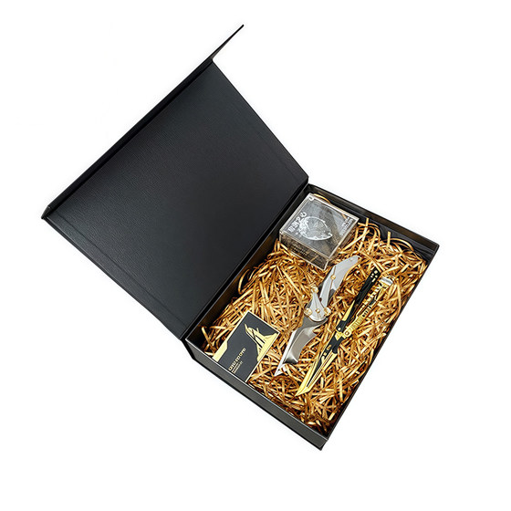 
Delta Operation Mercy folding knife Polaris flick knife metal model boys gift box unsharpened