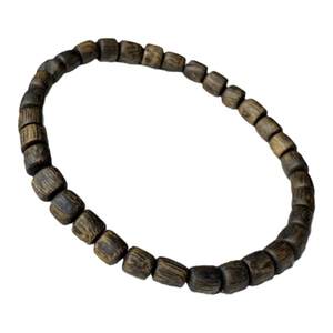 
Nine-point Shen Sui Qi Nan agarwood bracelet genuine chess Nan agarwood bracelet Buddhist beads men and women wooden bracelets clean and simple