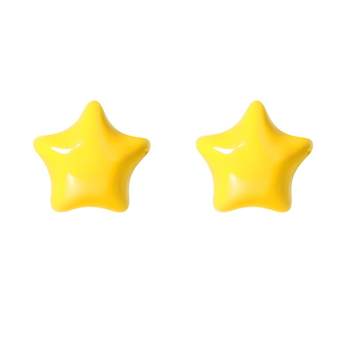 Fashionable and versatile earrings for women