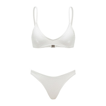 
yukari white bikini European and American swimsuit vacation