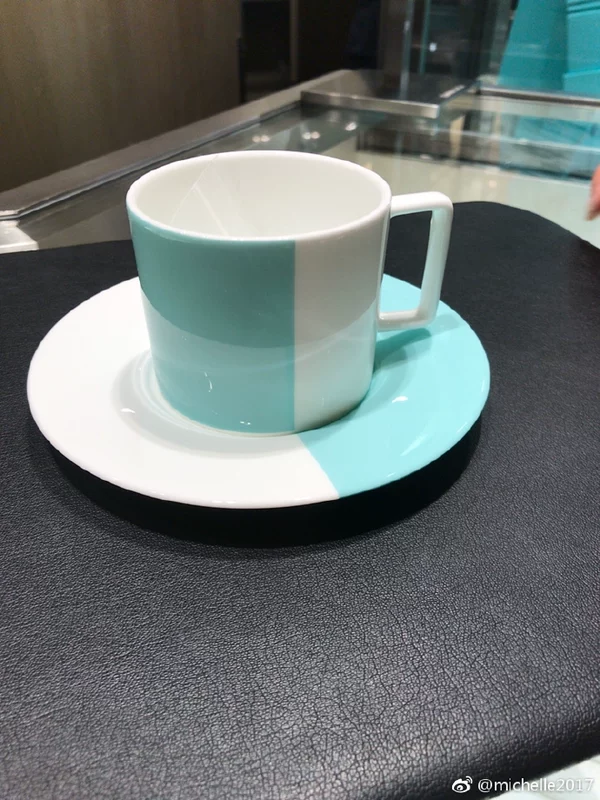 [] набор чашек и блюде Tiffany&Co цветовой блок серия кофе чашка блюдa]