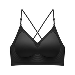 
Herbal primary color halter neck and backless underwear for women with small breasts gathered together to show large invisible, thin shoulder straps, beautiful back, integrated bra