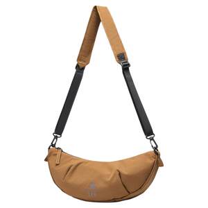 
Lee sports outdoor crossbody bag for women mountaineering versatile shoulder bag casual crescent bag lightweight simple dumpling bag men