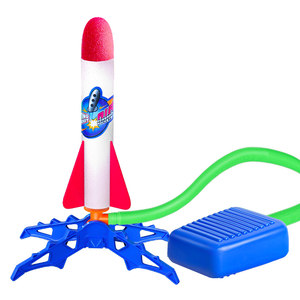 
Rockets will shine when stepping on the sky, 3 to 6 years old boys and girls outdoor square launcher flying cannon children's toys
