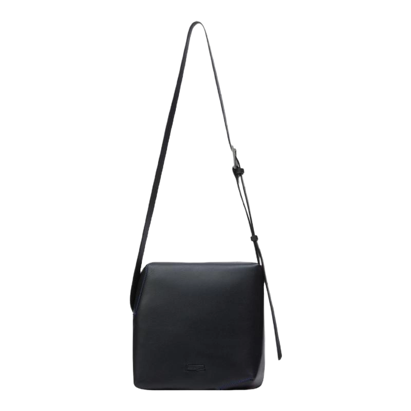 ショルダーバッグ ADERERROR Tetraight Bag Product. 105 5JH791 ADERERROR Tetraight Bag Product. 105 5JH791 (ADERERROR