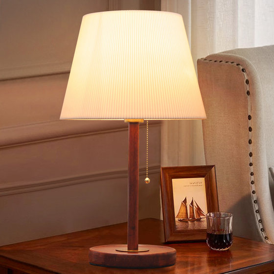 북유럽 테이블 램프 침실 머리맡 테이블 램프 거실 연구 간단한 현대 따뜻한 낭만적 인 가정 장식 당겨 코드 성격