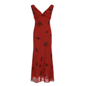 IAEY French royal sister sexy hot girl deep V-neck burgundy dress female slimming and hip-hugging temperament long skirt