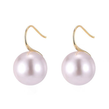 Sterling silver high heels and pearl ear hooks decorated with silver ornaments