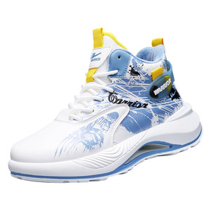 
Pull back high-top men's shoes in winter with velvet to keep warm, practical basketball shock-absorbing running students' height-increasing daddy cotton shoes