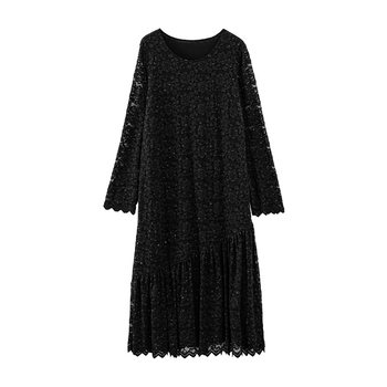 
Beautiful Inn black long sleeve lace dress
