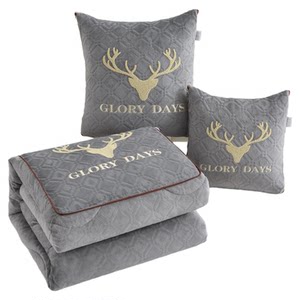 Category A maternal and infant grade thickened milk velvet pillow quilt dual-purpose two-in-one car nap sofa pillow blanket